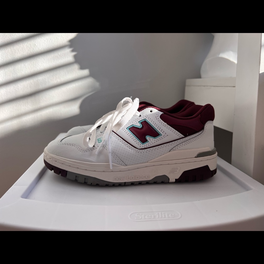 new balance 550s in maroon! 6 womens/4.5 men